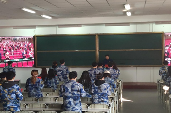 C:\Users\Administrator\Desktop\微信图片_20211213135552.png